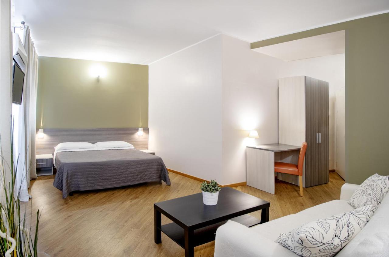 Al Borgo Aparthotel Sarzana Exterior photo